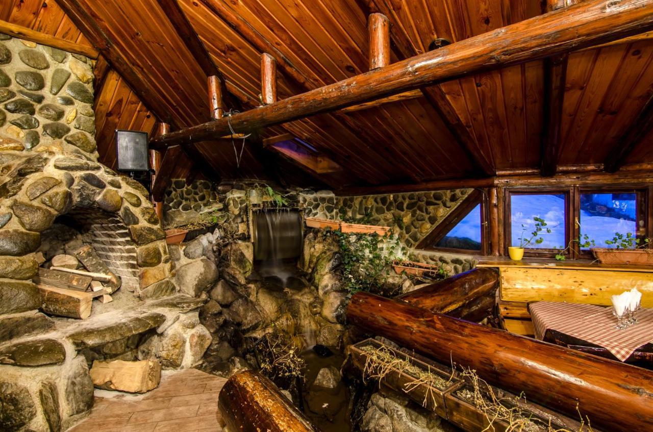 Resort Cheile Gradistei Moieciu Moeciu De Sus Eksteriør billede